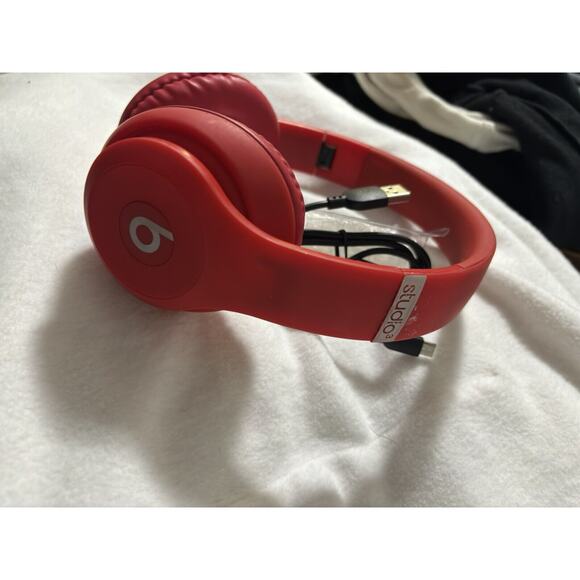 Beats Studio 3 Bluetooth Headphones